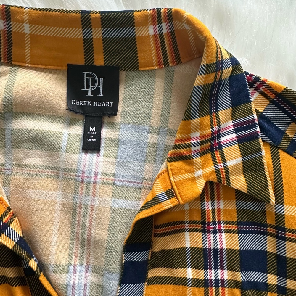 Derek Heart Plaid Button-Up Mini Dress with Belt Size Medium - Picture 3 of 6
